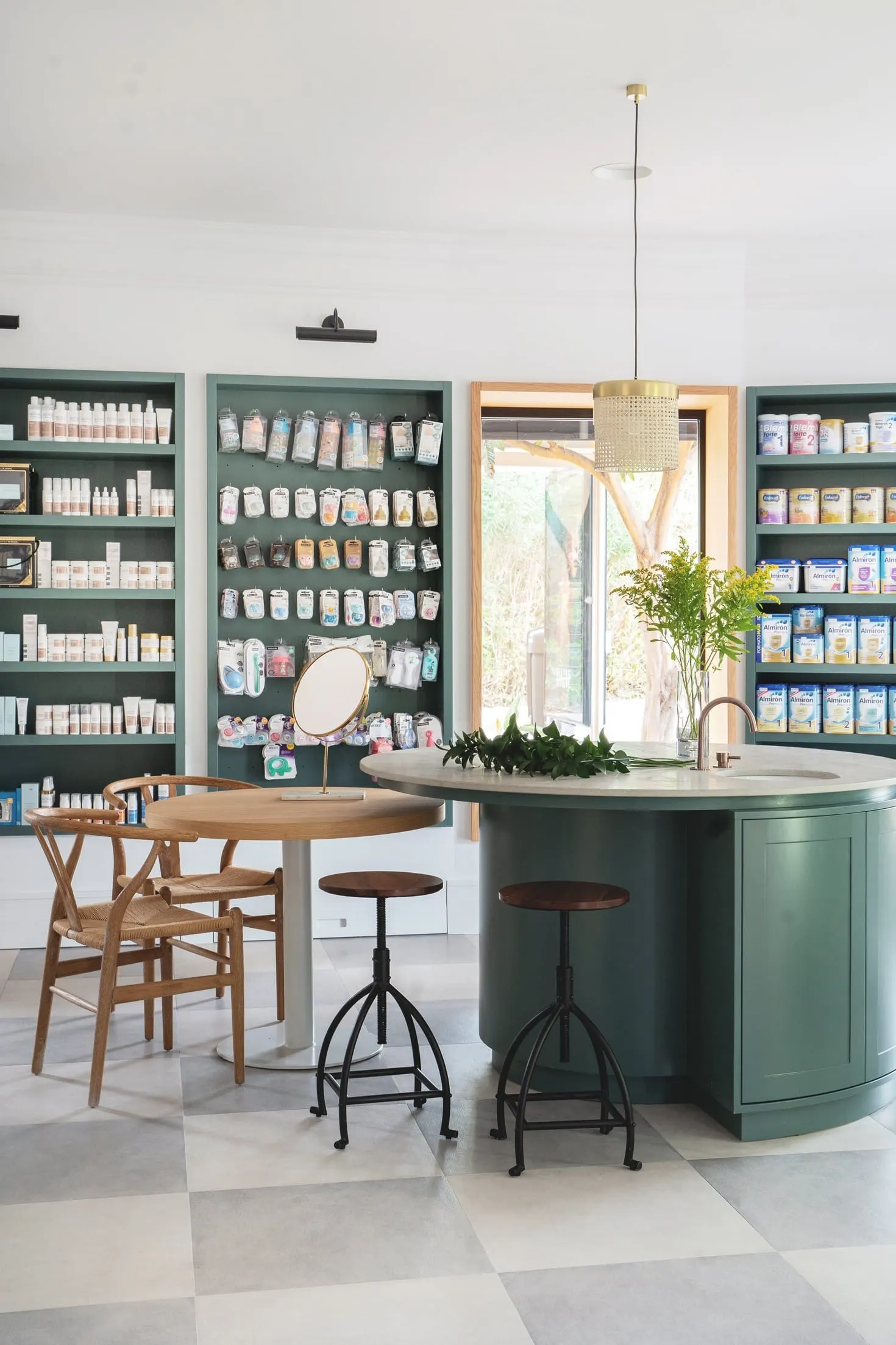 Farmacia Aloha, Nueva Andalucía, Marbella — fotografía 4