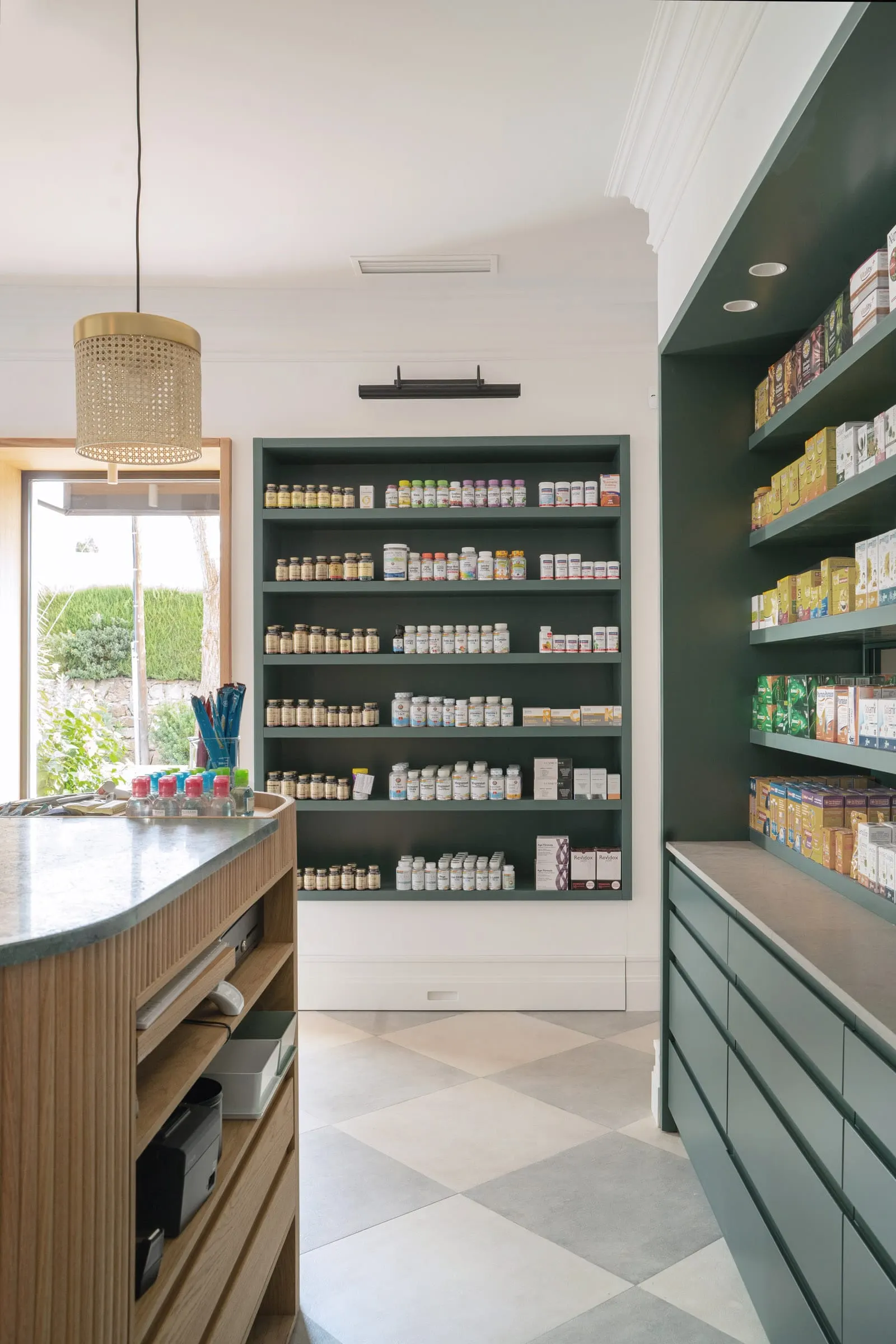 Farmacia Aloha, Nueva Andalucía, Marbella — fotografía 5