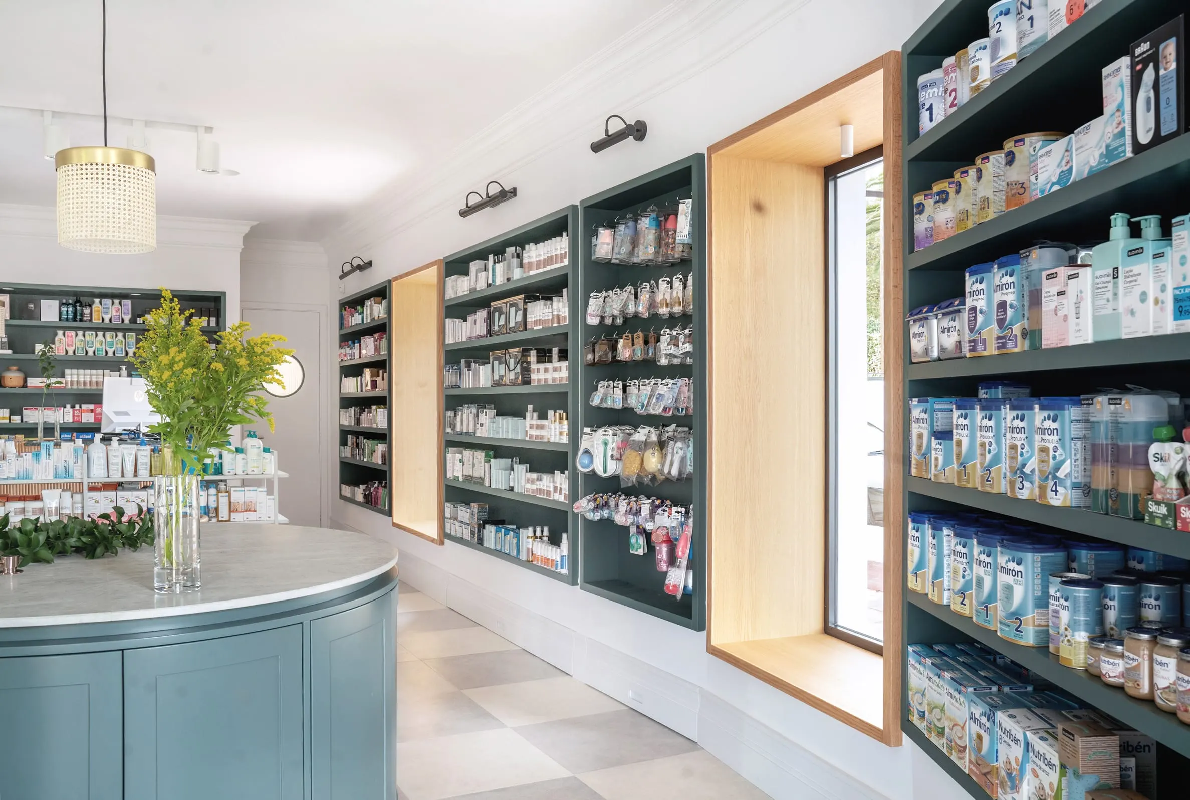 Farmacia Aloha, Nueva Andalucía, Marbella — fotografía 6