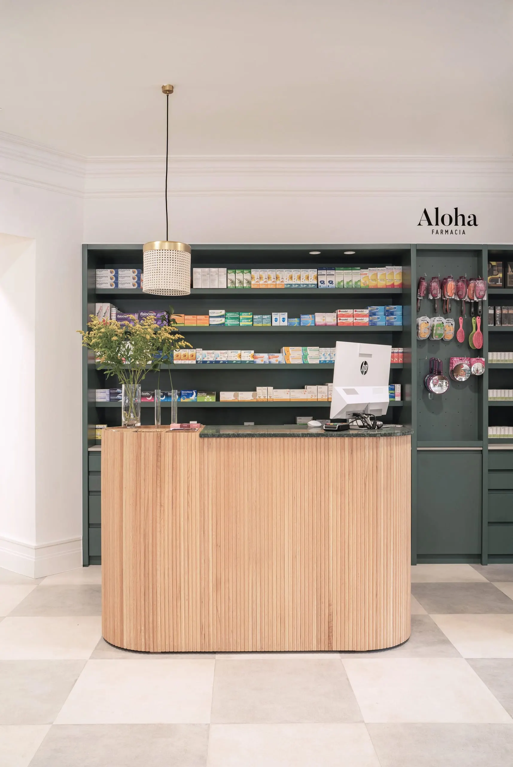 Farmacia Aloha, Nueva Andalucía, Marbella
